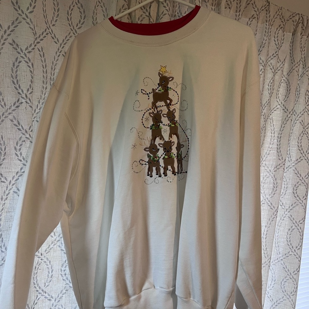 White Crewneck Sweater with Reindeer Christmas Graphic Print